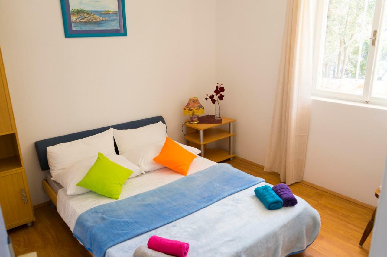 Tania Apartment Прижба Екстериор снимка
