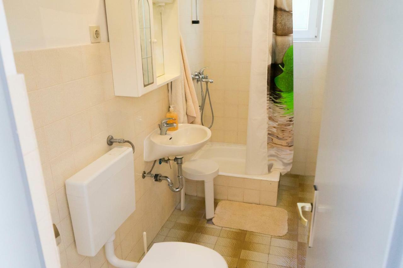 Tania Apartment Прижба Екстериор снимка