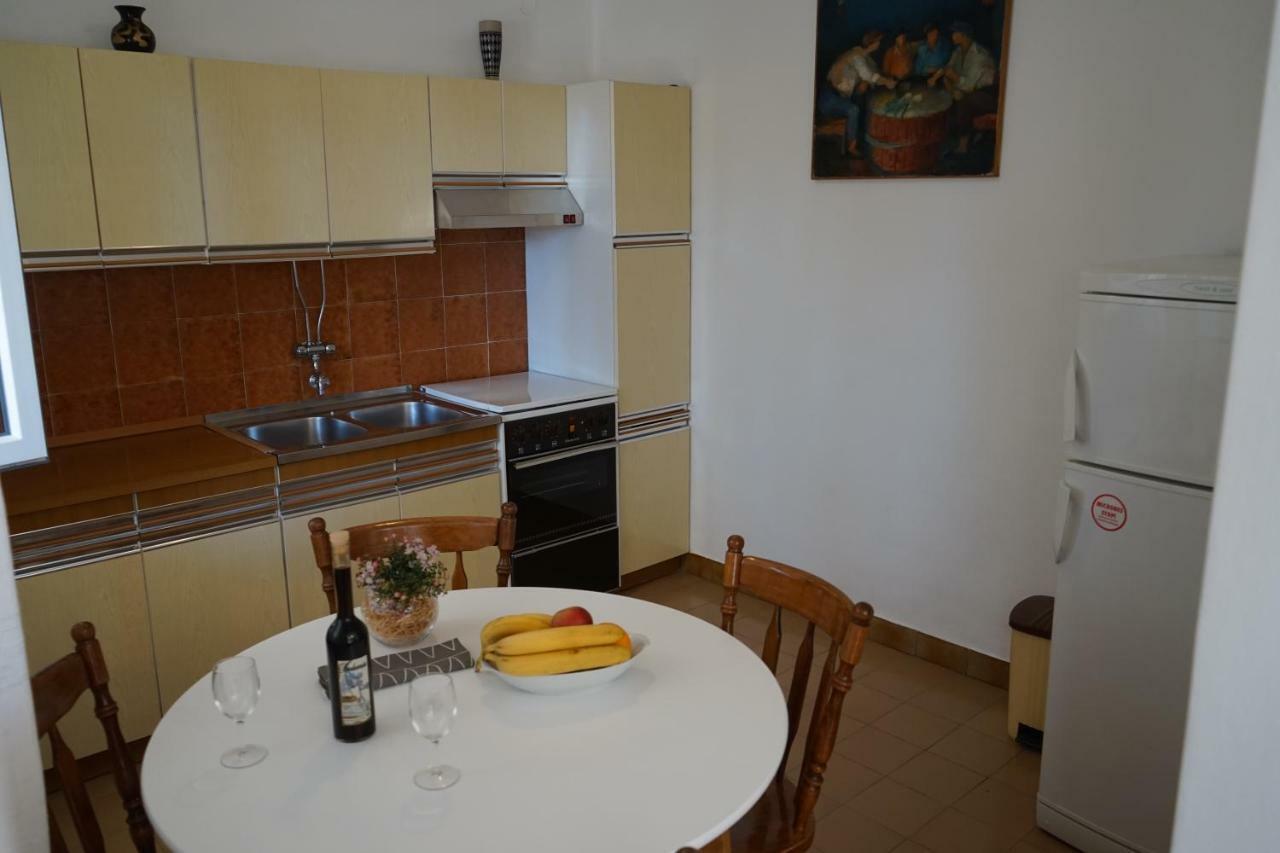 Tania Apartment Прижба Екстериор снимка